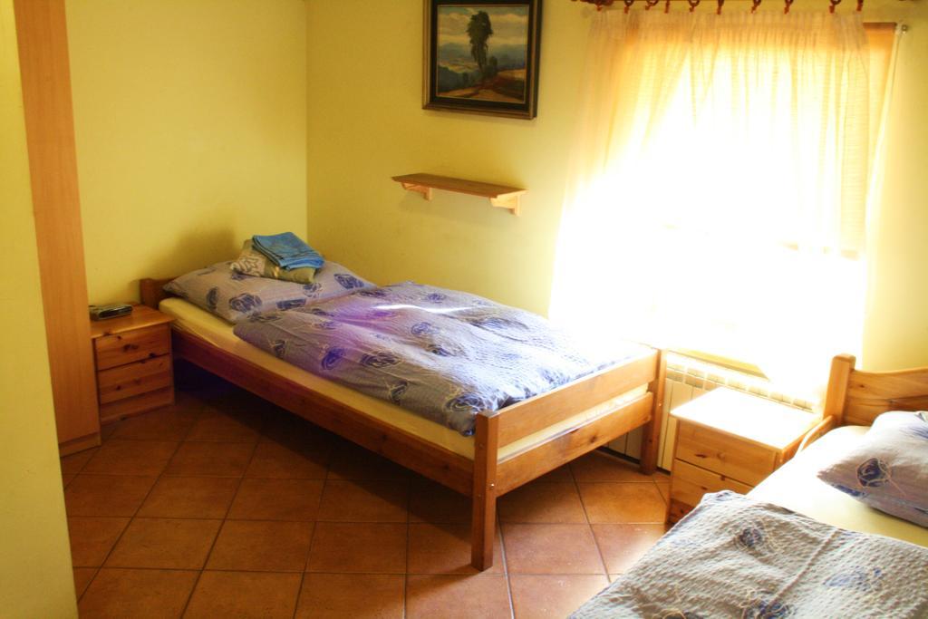 Agroturystyka Ulima Dziwiszow Exterior foto