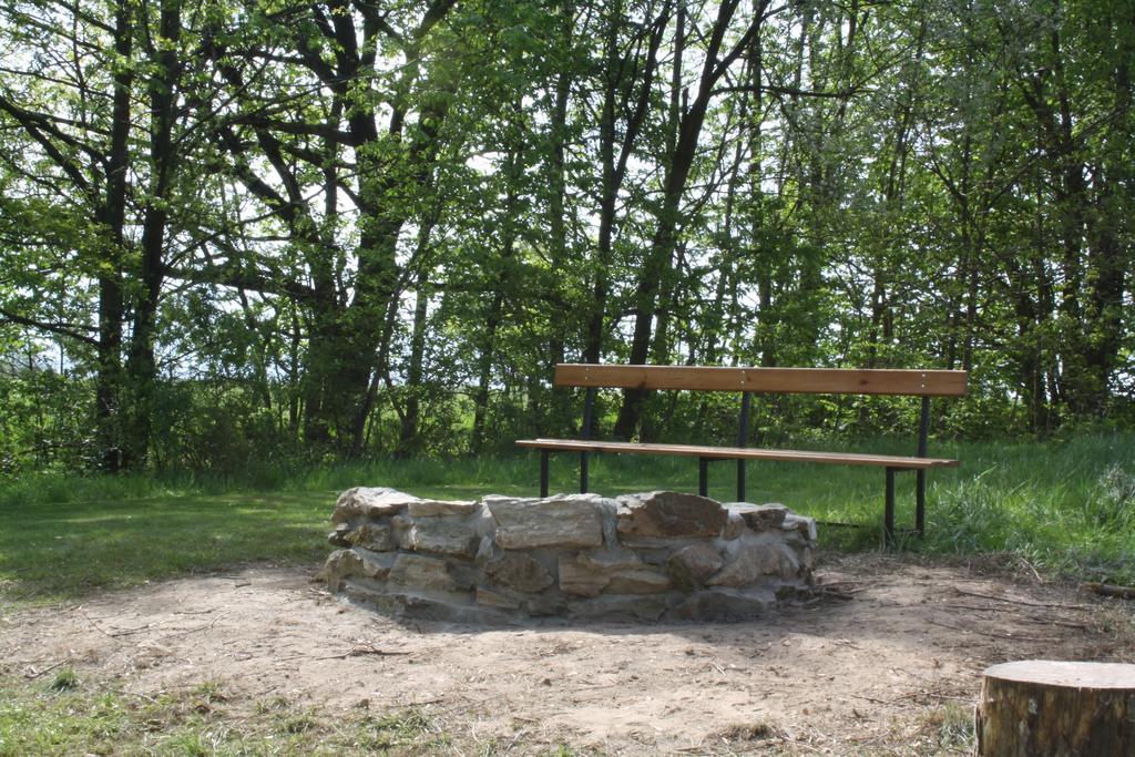 Agroturystyka Ulima Dziwiszow Exterior foto