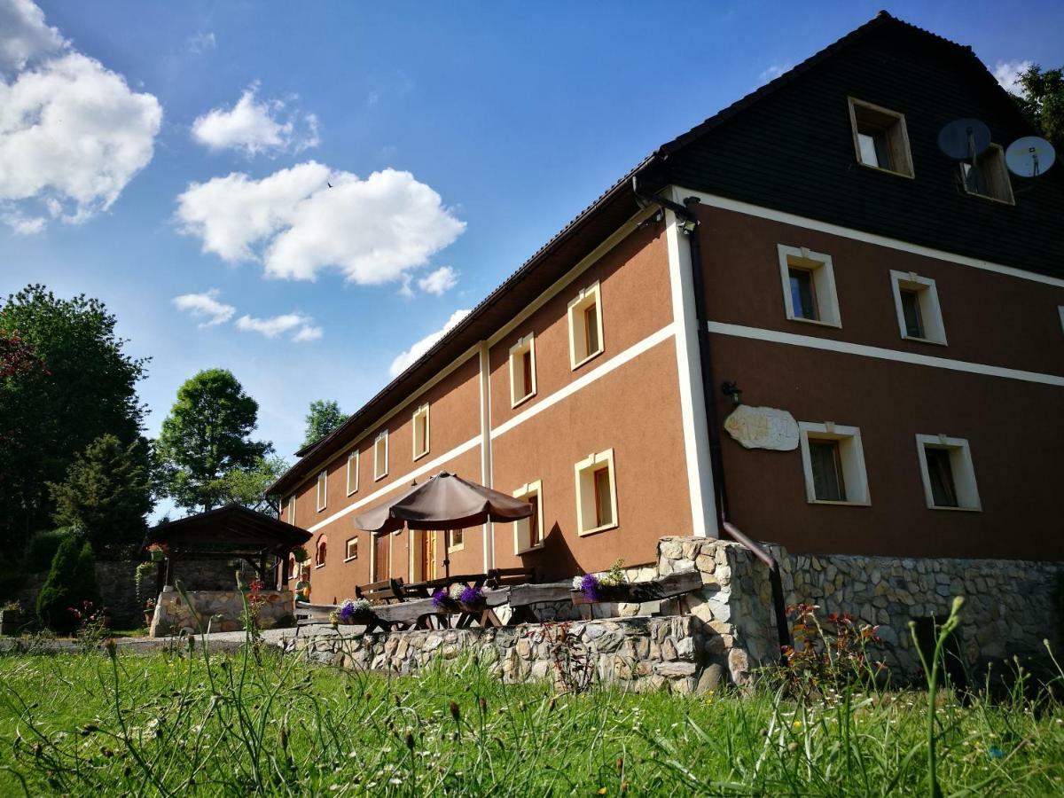 Agroturystyka Ulima Dziwiszow Exterior foto
